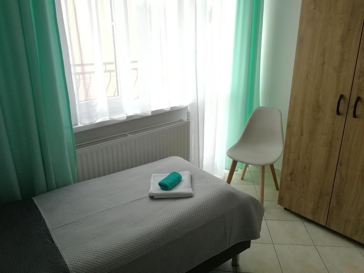Pokoje Na Zlotych Wydmach Dzwirzyno Bagian luar foto